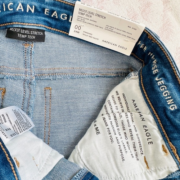 American Eagle Super Hi-Rise Jegging distressed sz 00 // 24 - Picture 7 of 8